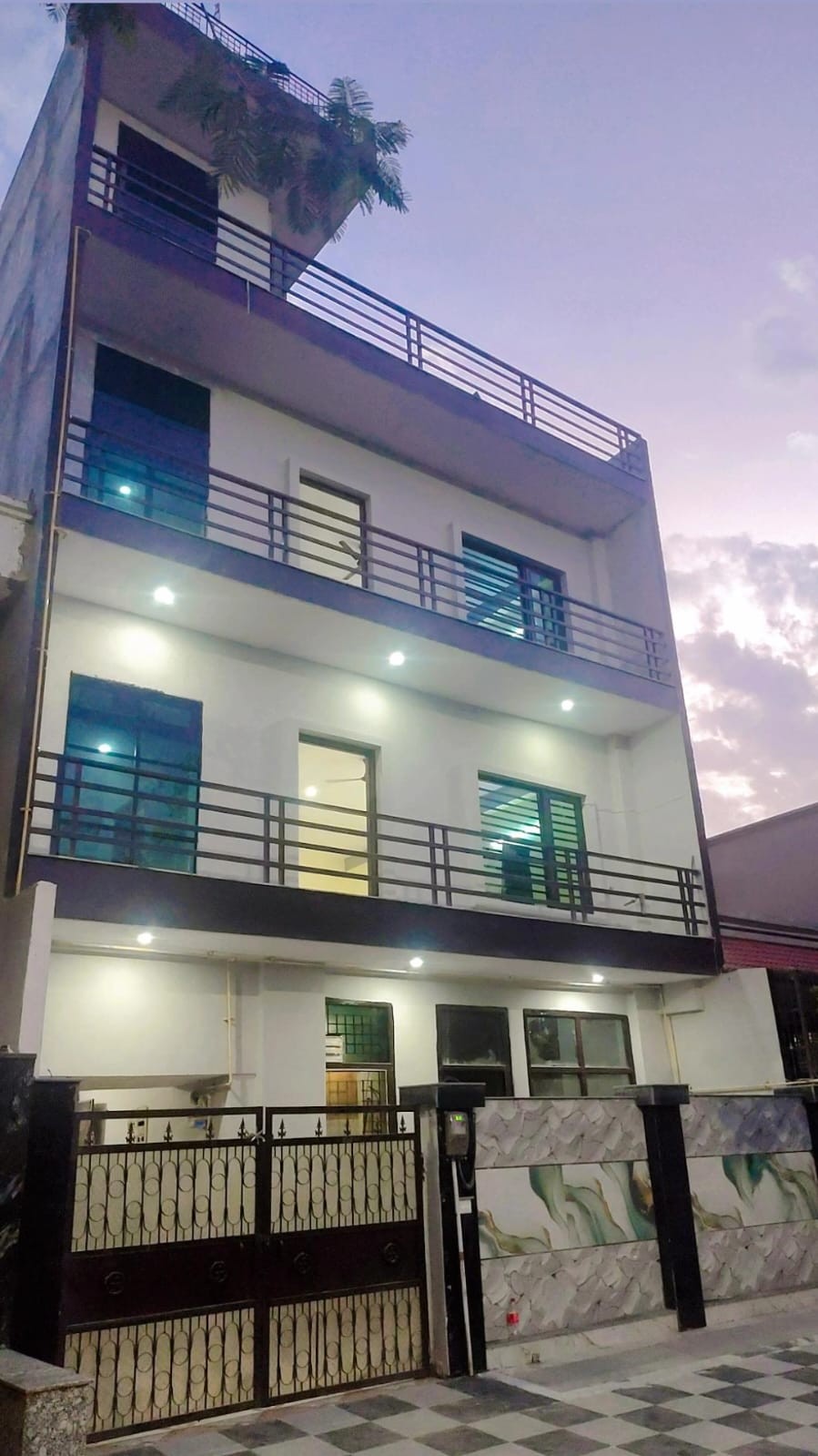 Building exterior of the PG